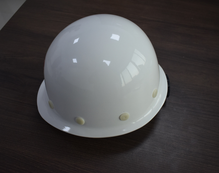 安全帽，為生命筑起“防火墻”。